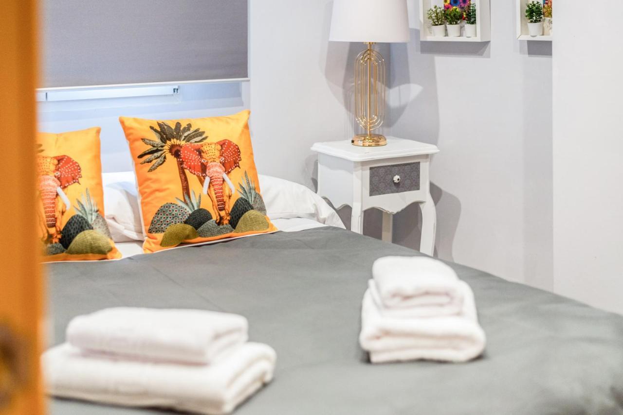Tuguest Alhacaba Apartment - Free Parking Гранада Экстерьер фото