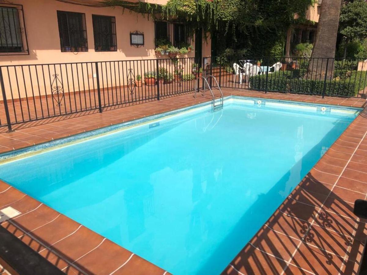 Tuguest Alhacaba Apartment - Free Parking Гранада Экстерьер фото